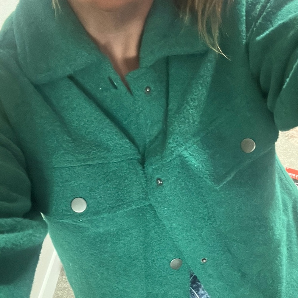 Green Button-Up Jacket - Picture 3 of 3